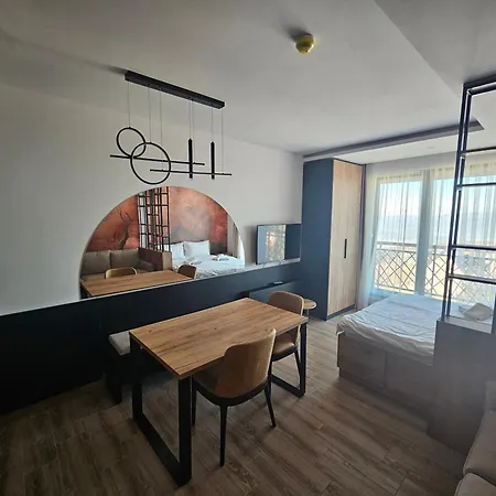 Apartment Hill Lux