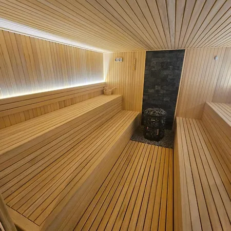 Hill Lux Kopaonik
