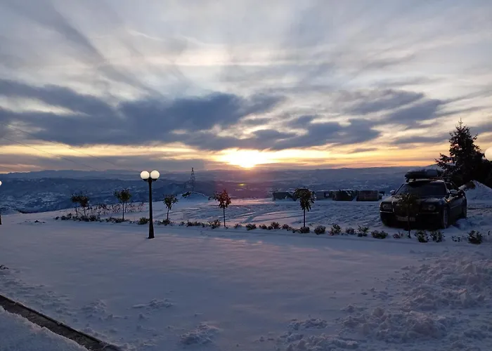 Hill Lux アパート