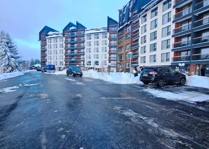 Hill Lux アパート コパオニク